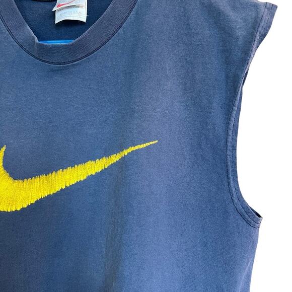 Nike men’s sleeveless top size L - Picture 2 of 5